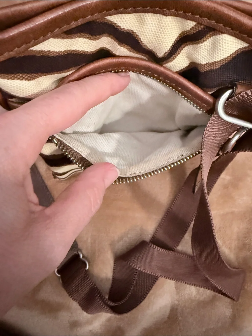 Michael Kors Vintage Y2K Safari BoHo Bag